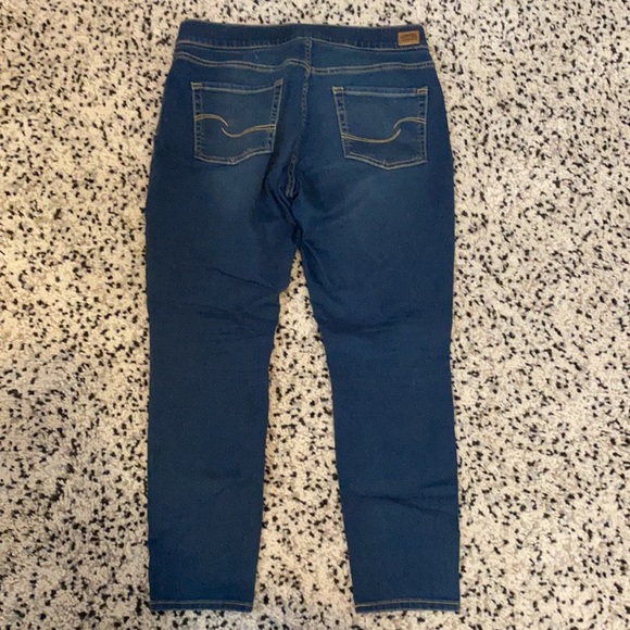 Levi Strauss Jeggings - Picture 2 of 3